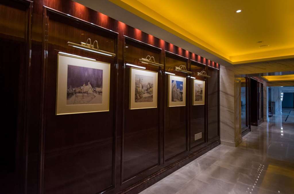 Weihaiwei Hotel Interior foto